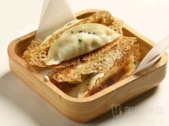 -楚山晓·湖北菜(武汉光谷K11店)