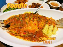-大中华酒楼·主席武昌鱼·武汉美食地标(江汉路步行街店)