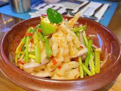 柠檬酸辣无骨凤爪-帕蓝·暹罗料理(曲阳店)