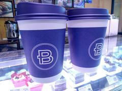 -巴黎贝甜(大宁国际商业广场店)