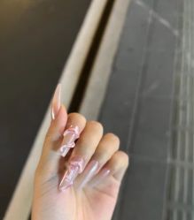 -隅日式美甲美睫專門店