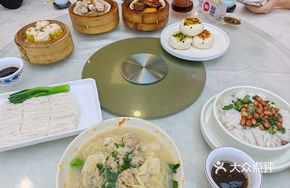 Steamed Pork and Shrimp Dumplings