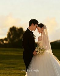 -雪中彩影婚纱摄影·微光艺术中心