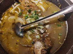 -小凤庭·地道湖北菜武昌鱼·藕汤(38年黄鹤楼店)
