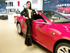 -TESLA 特斯拉(上海太古汇体验店)
