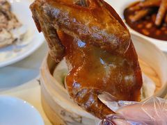 玻璃脆皮乳鸽-利苑酒家(金宝店)