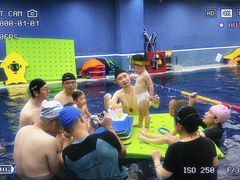 -龙格亲子游泳·水育早教运动中心(绿宝中心)