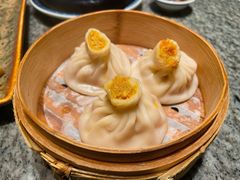 蟹黄灌汤包-南京大牌档(青岛万象城店)
