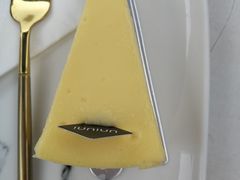 -UNI UNI(环亚凯瑟琳店)