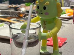 -海底捞火锅(新松江路生日主题店)