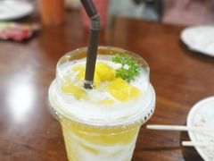 -Dang restaurant (patong phuket)