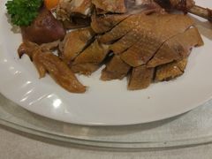 -赶海部落海鲜城(海阳路店)