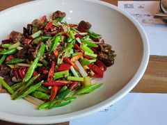 -临界音乐酒馆·小龙虾·江湖菜(华熙LIVE·鱼洞店)