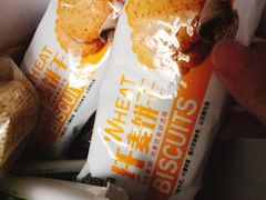 纤麦饼干-来伊份(我格广场武宁路店)