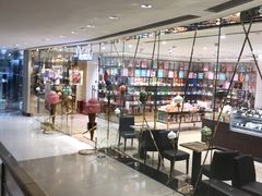 -VENCHI 闻绮(北京国贸商城店)