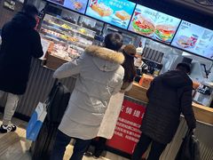 -肯德基(虹桥高铁店)