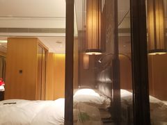 -中山利和希尔顿酒店