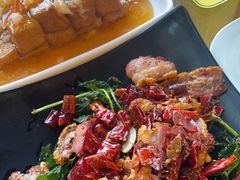 -隔壁老王·家常云南菜(花巷店)