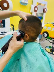 点击看大图 -爆米花儿童美发乐园