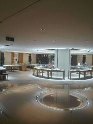 -北京七彩云南翡翠珠宝旗舰店(月坛店)