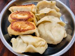 -黄阿姨锅贴大王(万航渡路店)