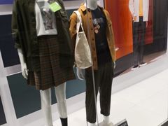 -优衣库(上海正大广场店)