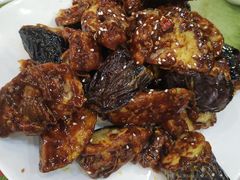 焦糖茄子牛肉粒-桃子餐厅·天津菜(红星路直营店)