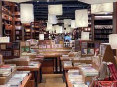 -上海三联书店READWAY(华中首店)