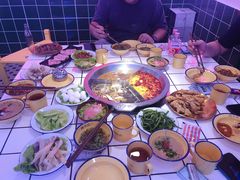 -两个庆火锅公司(昌平府学路店)