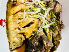 家常焖杂鱼-小红鲸·海鲜餐厅(轸大路店)