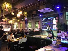 -烤圣自助美食音乐餐厅