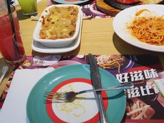 -菲滋意式餐厅(金华银泰城店)