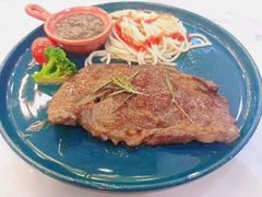 -丽莎沙拉轻食餐厅(国贸店)