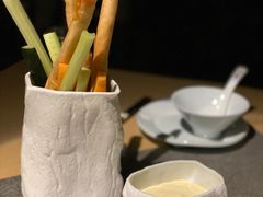 -穹六人间 people 6(岳阳路店)