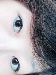 -漫画美甲美睫轻奢馆