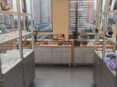 -无奔眼镜·蔡司·依视路授权店(朝阳大悦城店)