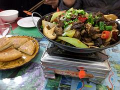 -乡土特色.冷锅鱼.牦牛肉汤锅