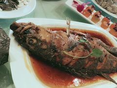 -锦龙国际酒店(天津奥体中心华苑地铁站店)