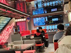 -龙巢盱眙龙虾·牛蛙·烧烤宵夜(八卦岭店)
