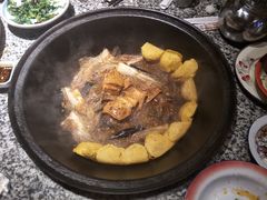 -山里屯铁锅炖(哈尔滨中央大街店)