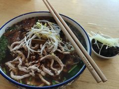 -镇南锅盖面馆(解放路店)