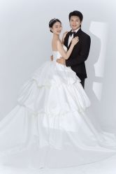 -雨墨婚纱摄影工作室