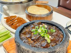 -梅利汴京烤鸭•开封豫菜地标店(东大街店)