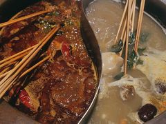 -钢管厂五区小郡肝串串香(奥克斯广场锦城万达店)