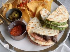 鸡牛双肉芝士墨西哥馅饼-The Rug Cafe(王府中环店)