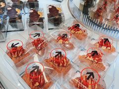 -HOT CRUSH趁热集合·现烤面包(环球港店)