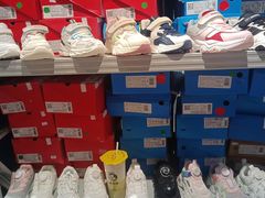 -深圳华盛奥特莱斯(华南一道店)
