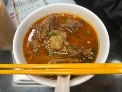 咖喱牛腩面-牛记咖喱美食(十月初五日街店)