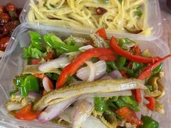 -蓝精灵饺子店