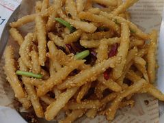 -万松园美食街